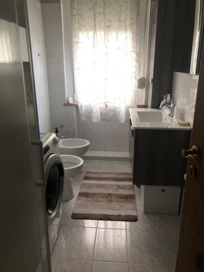 Casa Di Max - Private Room In Apartment With Shared Bathroom Free Parking Bozen Buitenkant foto