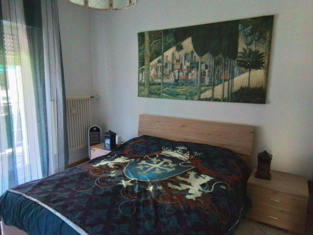 Casa Di Max - Private Room In Apartment With Shared Bathroom Free Parking Bozen Buitenkant foto